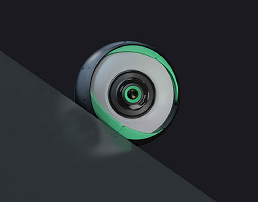 В Екатеринбурге горят два частных дома и две машины